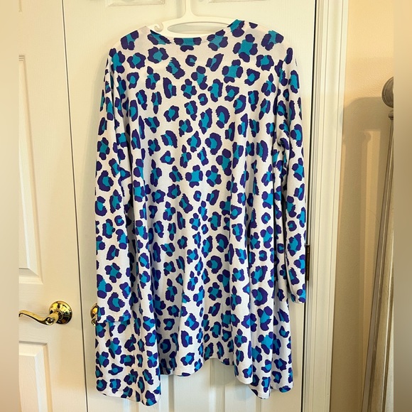 LuLaRoe Leopard Caroline Cardigan - Picture 2 of 5